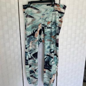 XL Under armor leggings